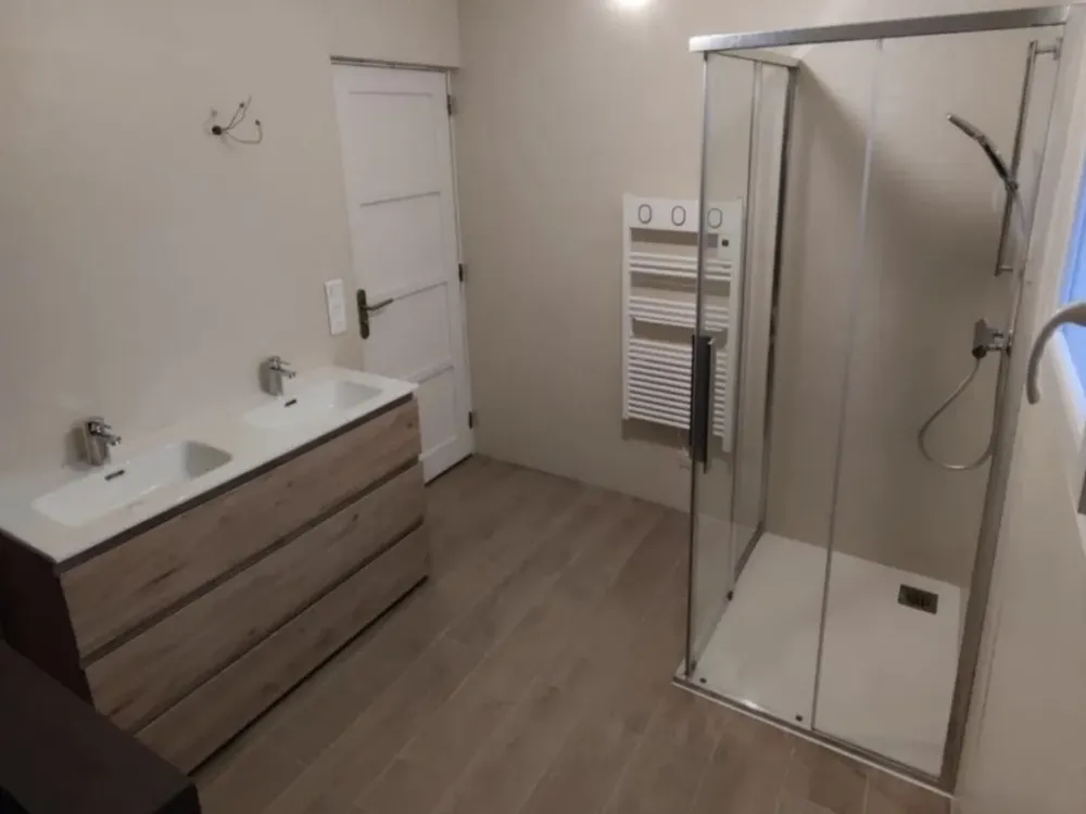 grande salle de bain